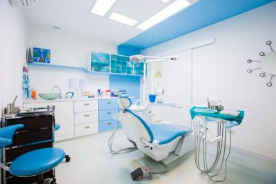 featured image for the best dental clinic