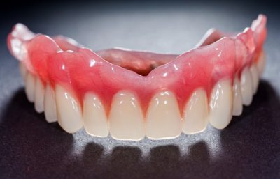 featured image for affordable dentures